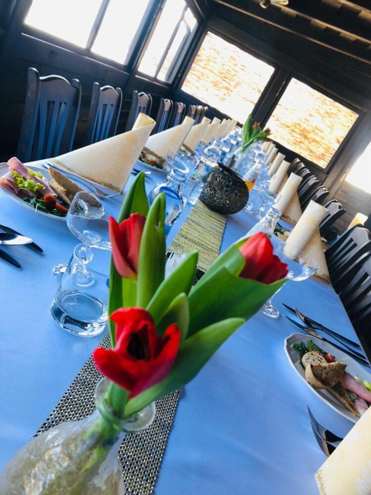 Penzion A Restauracia Hanisberg Krupina エクステリア 写真